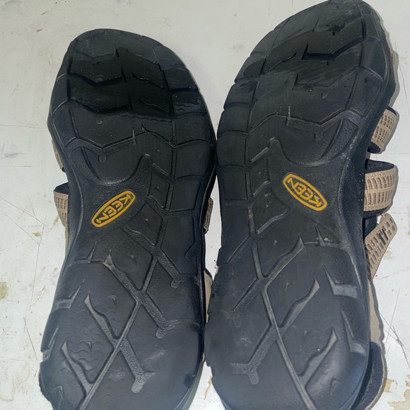 4 wKeen Clearwater CNX Lightweight Water Sandals Men’s Size 10 1/2 main image 5